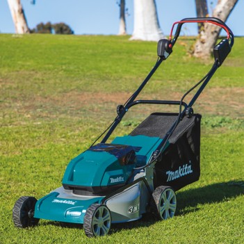 Akku-Rasenmäher 46cm 2x18V + 2 Akkus und Doppelladegerät DLM460CT2 Makita