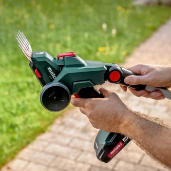 Akku-Stauch- und Grasschere SGS 18 LTX Q Metabo