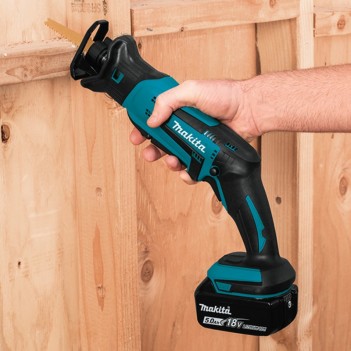 Scie sabre 18 V DJR183Z Makita