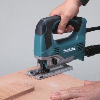 Pendelhub-Stichsäge 650W JV0600J Makita