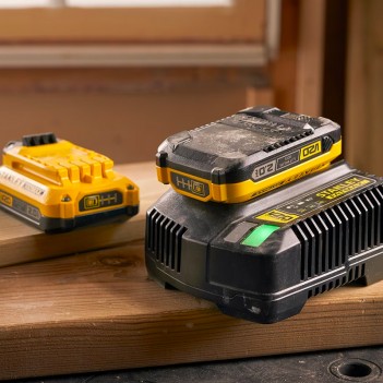 Akku Lithium-ion 18V 2 Ah V20 SFMCB202 Stanley