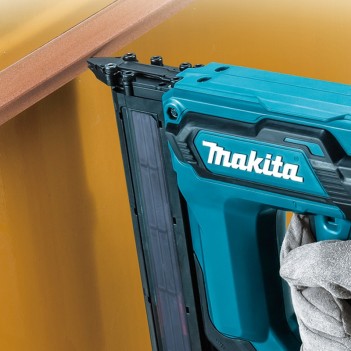 Akku-Nagler 18V 110 Nägel DFN350 Makita