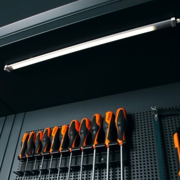Aluminiumprofil mit LED-Streifen + Schalter für C45PRO 5000 RSC50/PLED-ST Beta