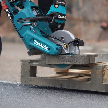 Découpeuse 230 mm 40V XGT CE003GZ02 Makita