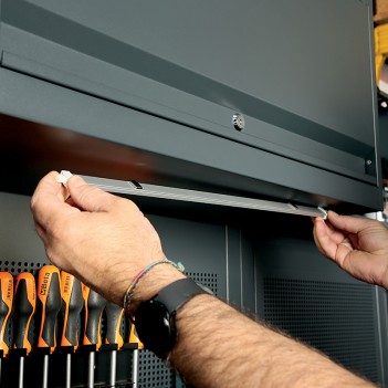 Mobilier d’atelier en angle 8 éléments RSC50 2.0 I Beta