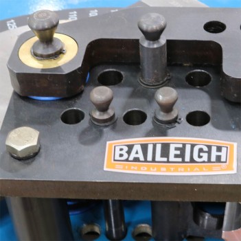 Cintreuse manuelle Ø6-63,5 RDB-050 Baileigh
