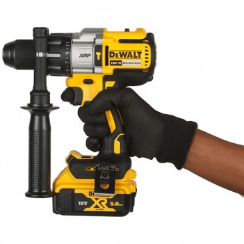 Perceuse à percussion XRP 18V + 3 Accus 5Ah DCD996P3 DeWalt