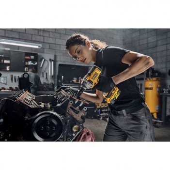 Schlagschrauber 1/2“ 18V 813Nm DCF892NT DeWalt