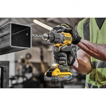 Perceuse visseuse à percussion XR 18V + 2 Accus 5Ah POWERSTACK DCD805H2T DeWalt