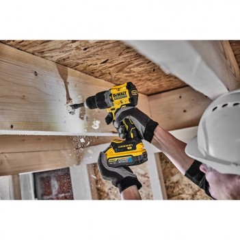 Perceuse visseuse à percussion XR 18V + 2 Accus 5Ah POWERSTACK DCD805H2T DeWalt