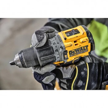 Perceuse visseuse à percussion XR 18V + 2 Accus 5Ah POWERSTACK DCD805H2T DeWalt