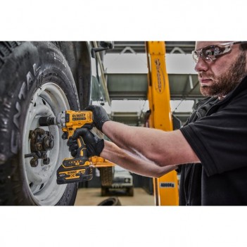 Schlagschrauber 1/2“ 18V 813Nm DCF891NT DeWalt