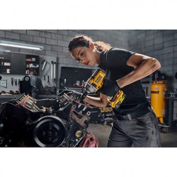 Schlagschrauber 1/2“ 18V 813Nm DCF891NT DeWalt
