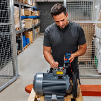 Strommesszange GMC 600-15 + MH 1 Professional Bosch