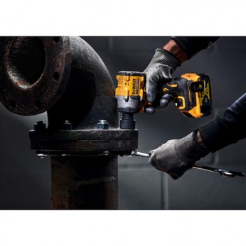Kompakter Schlagschrauber 1/2" XR 18V DCF921NT DeWalt