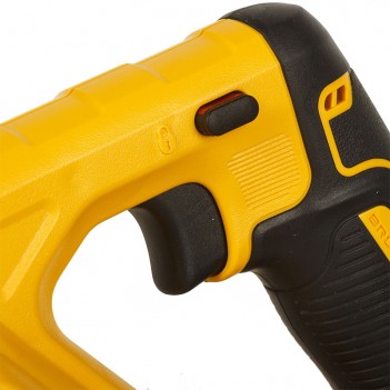 Scie sabre 18V + 2 accus 5Ah DCS367P2 DeWalt