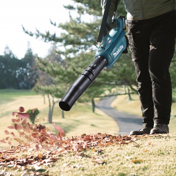 Souffleur 40Vmax XGT + 1 Accu 4Ah et chargeur UB001GM101 Makita
