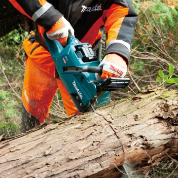 Tronçonneuse 35 cm 40V XGT + 1 Accu 5Ah et chargeur UC011GT101 Makita