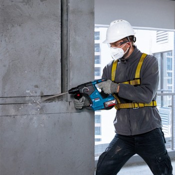 Akku-Bohrhammer SDS plus GBH 18V-24 C Bosch