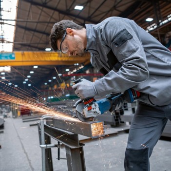 Akku-Winkelschleifer 125mm Biturbo GWS 18V-15 P Bosch