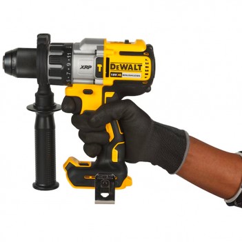Perceuse à percussion XRP 18V + 2 Accus 5Ah et chargeur DCD996P2 DeWalt