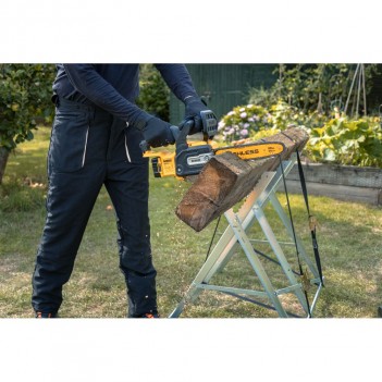 Tronçonneuse 30 cm 18V XR DCMCS565N-XJ DeWalt