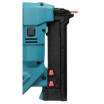 Akku-Tacker LXT 18V 38mm DST630ZJ Makita