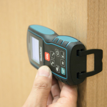 Laserdistanzmessgerät 80m LD080PI Makita