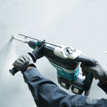 Akku- Bohr- und Spitzhammer LXT 2x18V 40mm DHR400ZKUN Makita