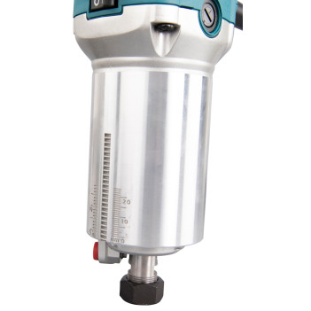 Elektrische Einhandfräse / Kantenfräse 710W 6/8mm RT0702CJ Makita