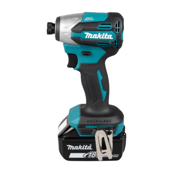 Akku-Schlagschrauber LXT 18V + 2 Akkus 5Ah und Ladegerät DTD158RTJ Makita