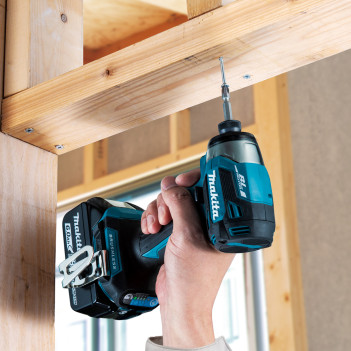 Visseuse à choc LXT 18V + 2 accus 5Ah et chargeur DTD173RTJ Makita