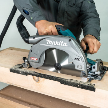 Scie circulaire XGT 40Vmax 270mm + 2 accus 5Ah et chargeur HS011GT201 Makita
