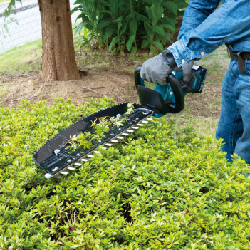 Akku-Heckenschere LXT 18V 50cm + 1 Akku 3Ah und Ladegerät DUH506RF Makita