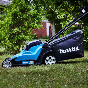 Tondeuse LXT 2x18V 43cm + 2 accus 5Ah et chargeur DLM432PT2 Makita