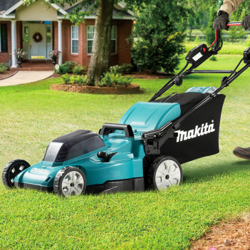 Akku-Rasenmäher LXT mit Radantrieb 48 cm 2x18V 48cm DLM481Z Makita