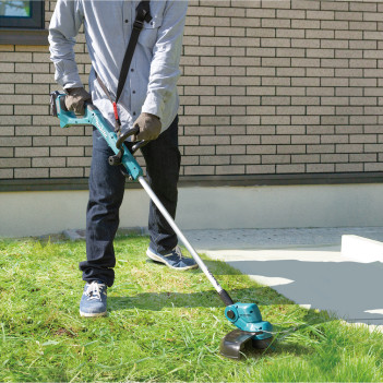 Akku-Rasentrimmer LXT 18V 260mm + 1 Akku 3Ah und Ladegerät DUR193RF Makita