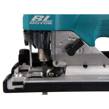 Scie sauteuse orbitale LXT 18V + 2 accus 5Ah et chargeur DJV182RTJ Makita