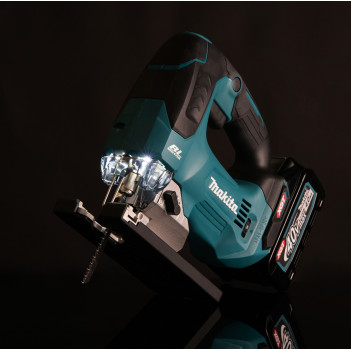Scie sauteuse orbitale XGT 40Vmax 26mm JV002GZ Makita