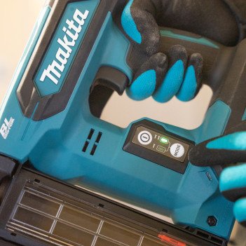 Cloueuse LXT 18V 50mm DBN501ZJ Makita
