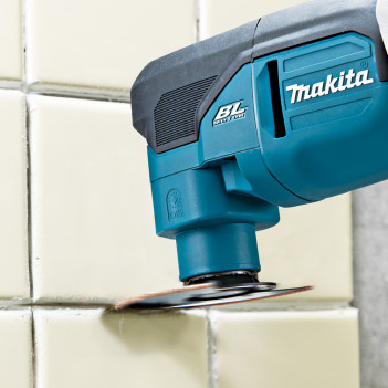 Outil multifonction LXT 18V + 2 accus 5Ah et chargeur DTM53RTJX1 Makita
