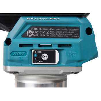 Affleureuse XGT 40Vmax 6mm + 2 accus 4Ah et chargeur RT001GM205 Makita
