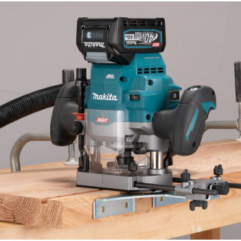 Akku-Eintauch-Oberfräse XGT 40Vmax 12mm RP001GZ Makita