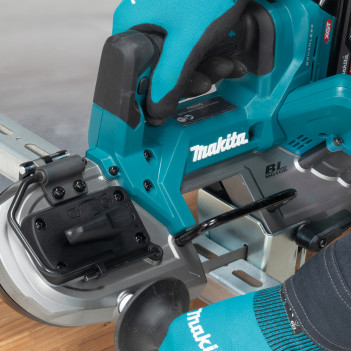 Tragbare- Akku-Bandsäge XGT 40Vmax 66mm PB003GZ Makita