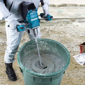 Mélangeur XGT 40Vmax 240mm UT001GZ02 Makita