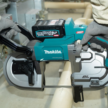 Tragbare- Akku-Bandsäge XGT 40Vmax 127mm PB002GZ Makita