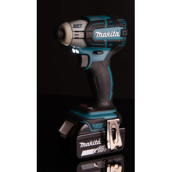 Visseuse à choc « Oil-Impulse » LXT 18V DTS141ZJ Makita